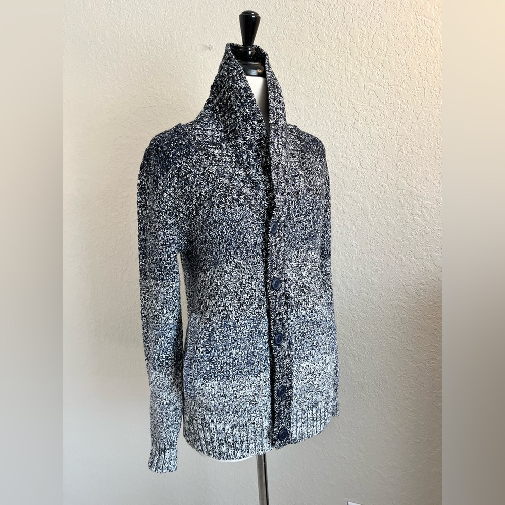 Button down sweater. 60% Cotton 40% Acrylic